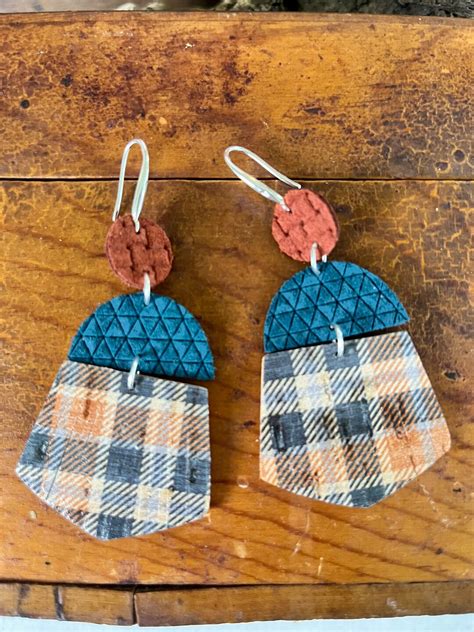 flannels earrings